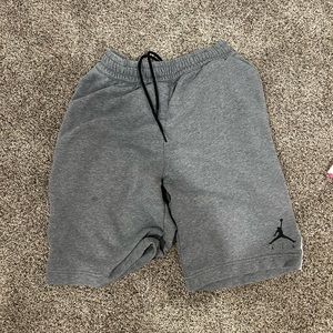 Men’s sweatshorts
